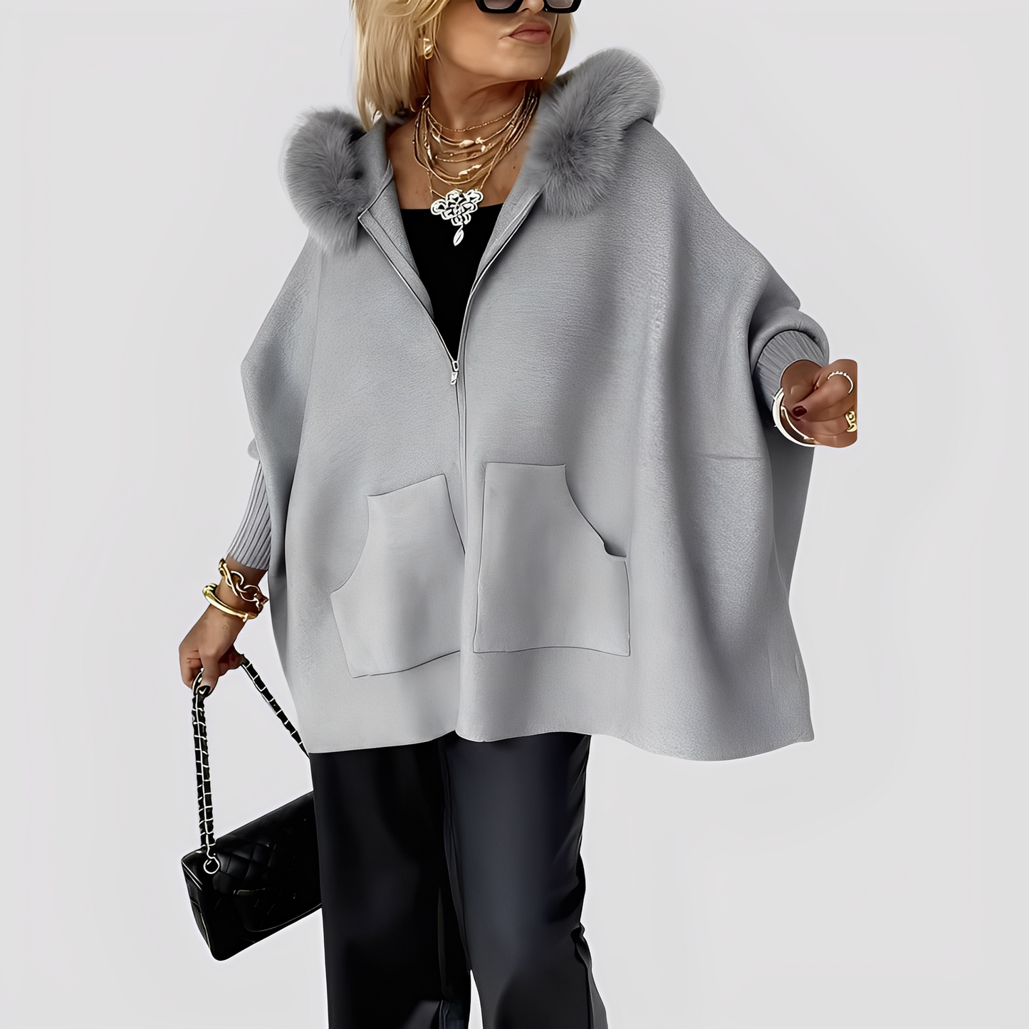 Jayla - Elegante Cappotto in Pelliccia Sintetica con Cappuccio