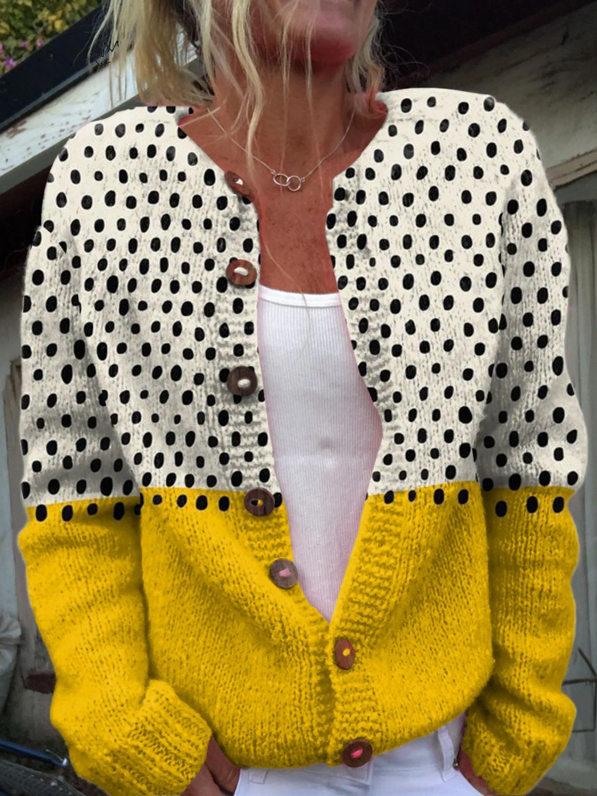 Cardigan Vintage in Morbida Maglia da Donna