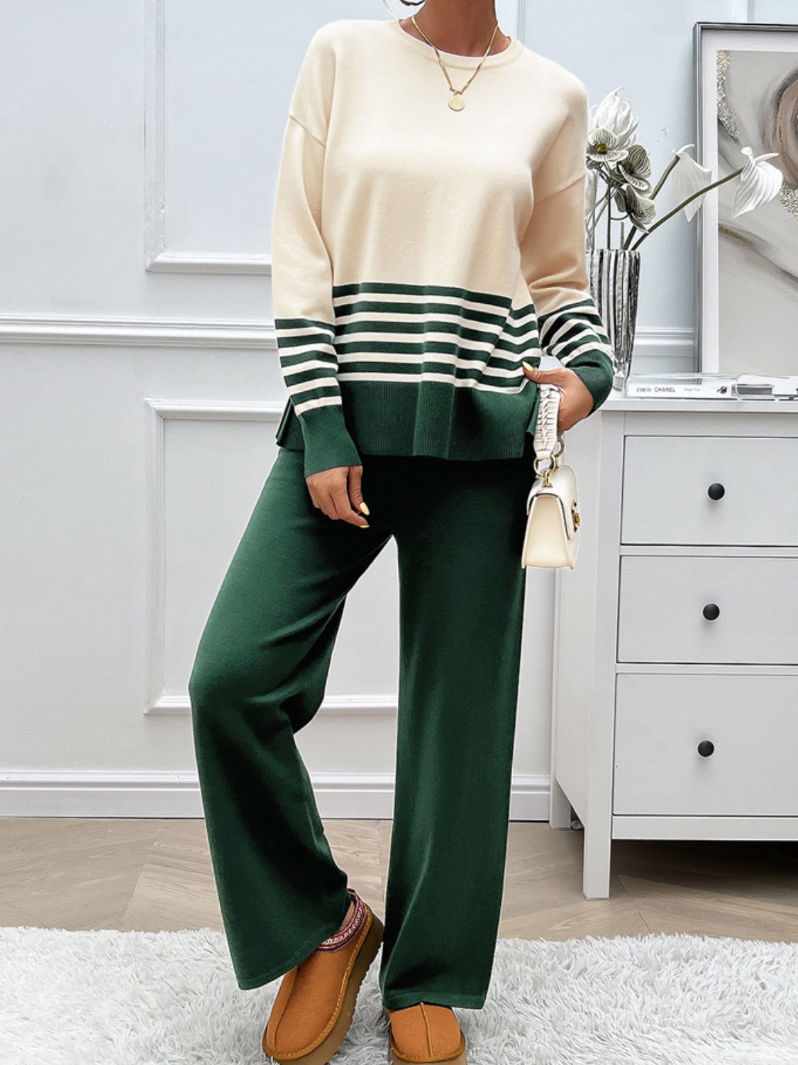 Jessamin - Completo caldo con maglione a righe e pantaloni