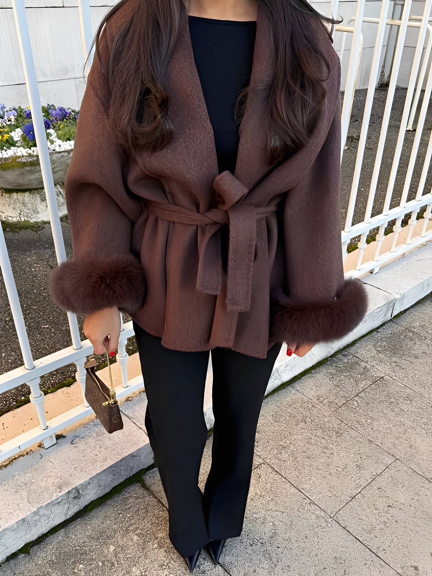Kamila - Elegante cappotto lungo in stile pelliccia