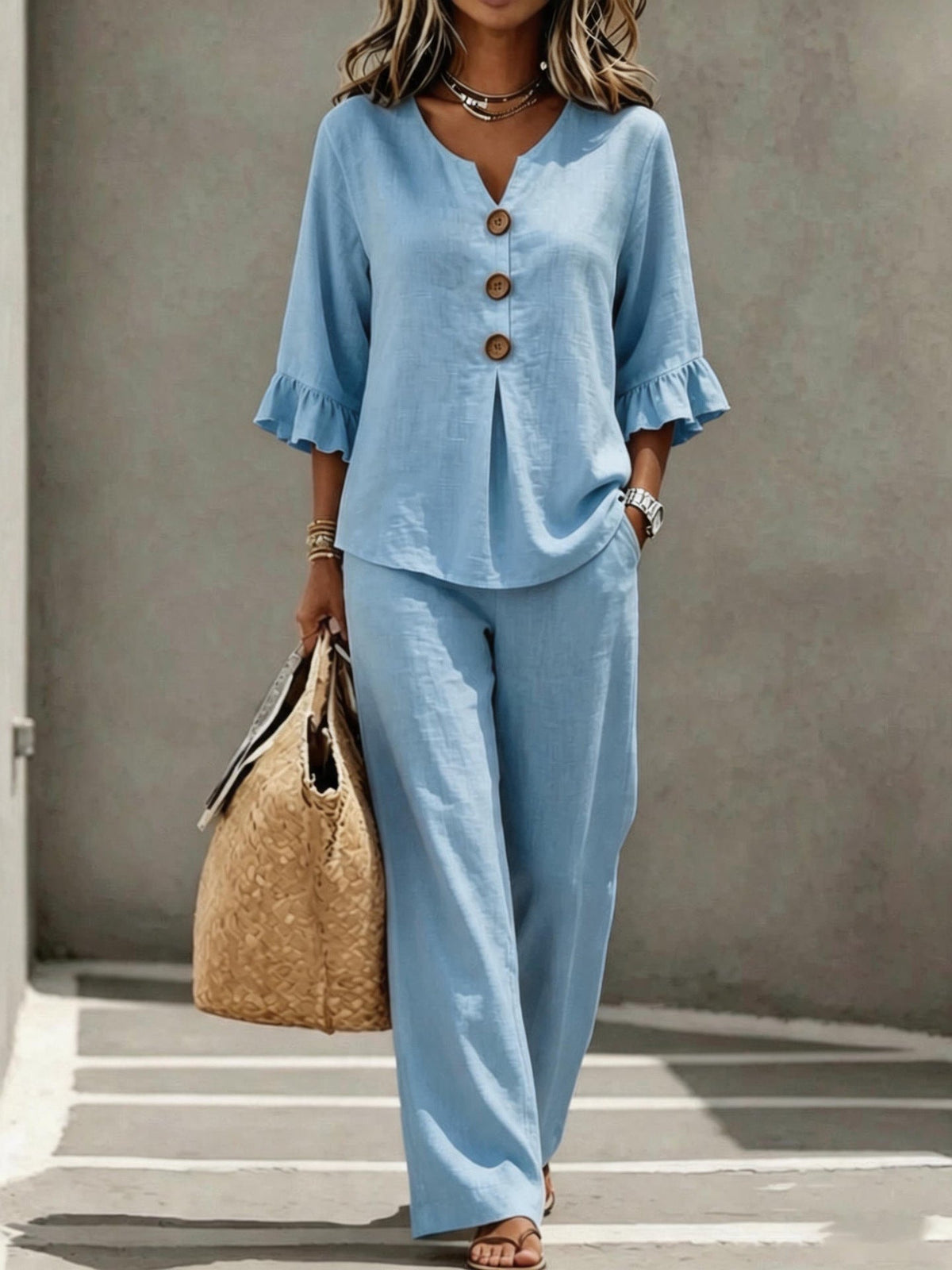 Completo da Donna in Lino con Pantaloni dal Taglio Rilassato