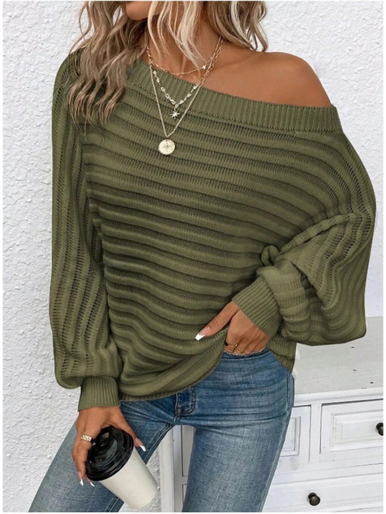 Voshi - Maglione lavorato a coste con spalla scoperta