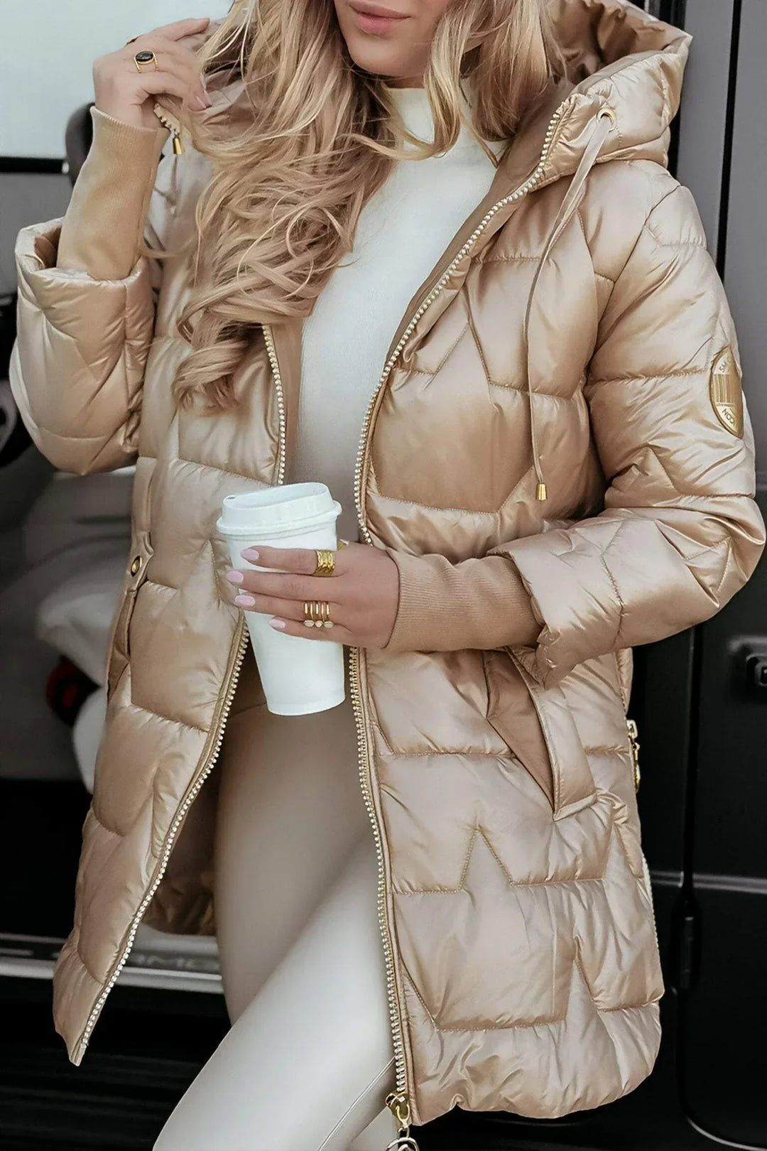 Elloisa - Elegante giacca trapuntata e calda con cappuccio