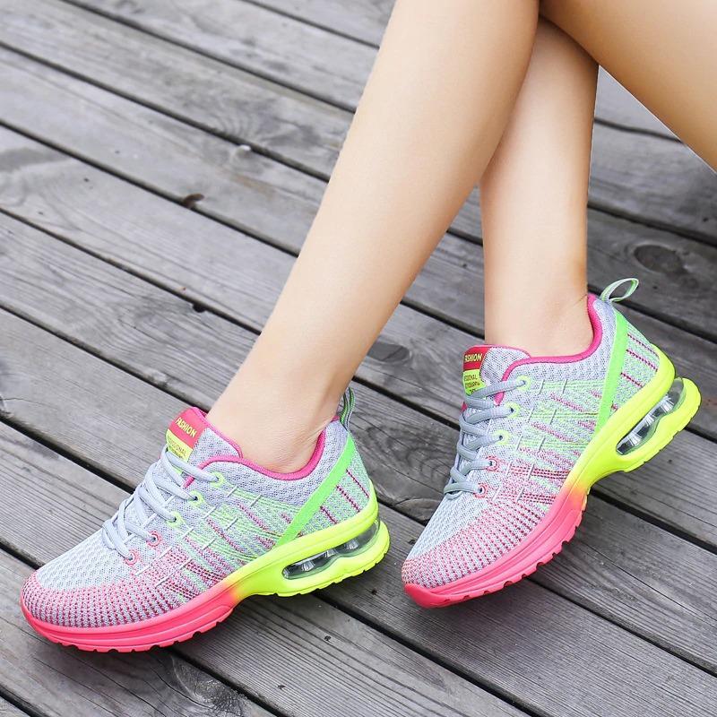 Comode scarpe casual da donna