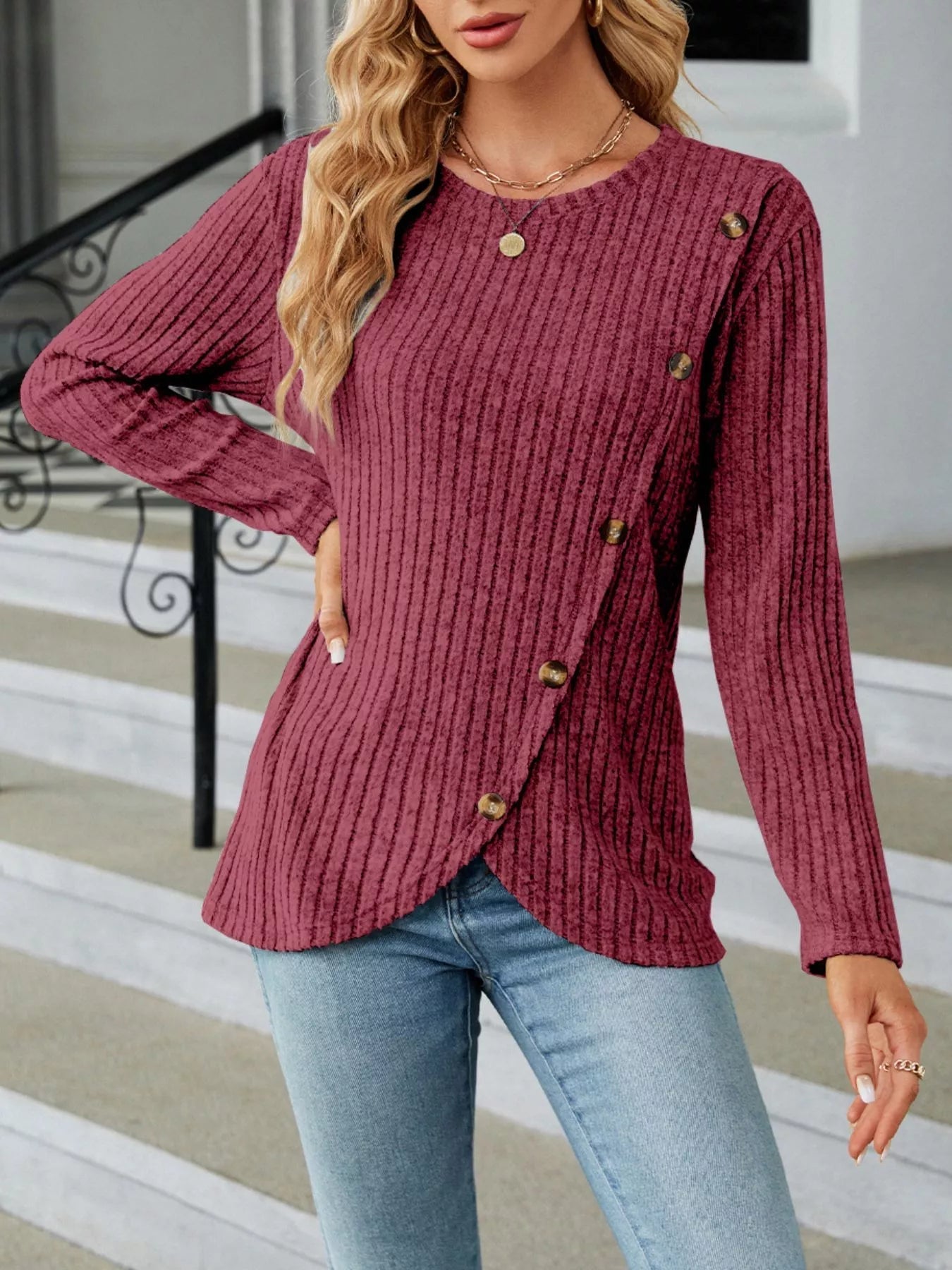 Alayna - Elegante felpa con bottoni in maglia a costine