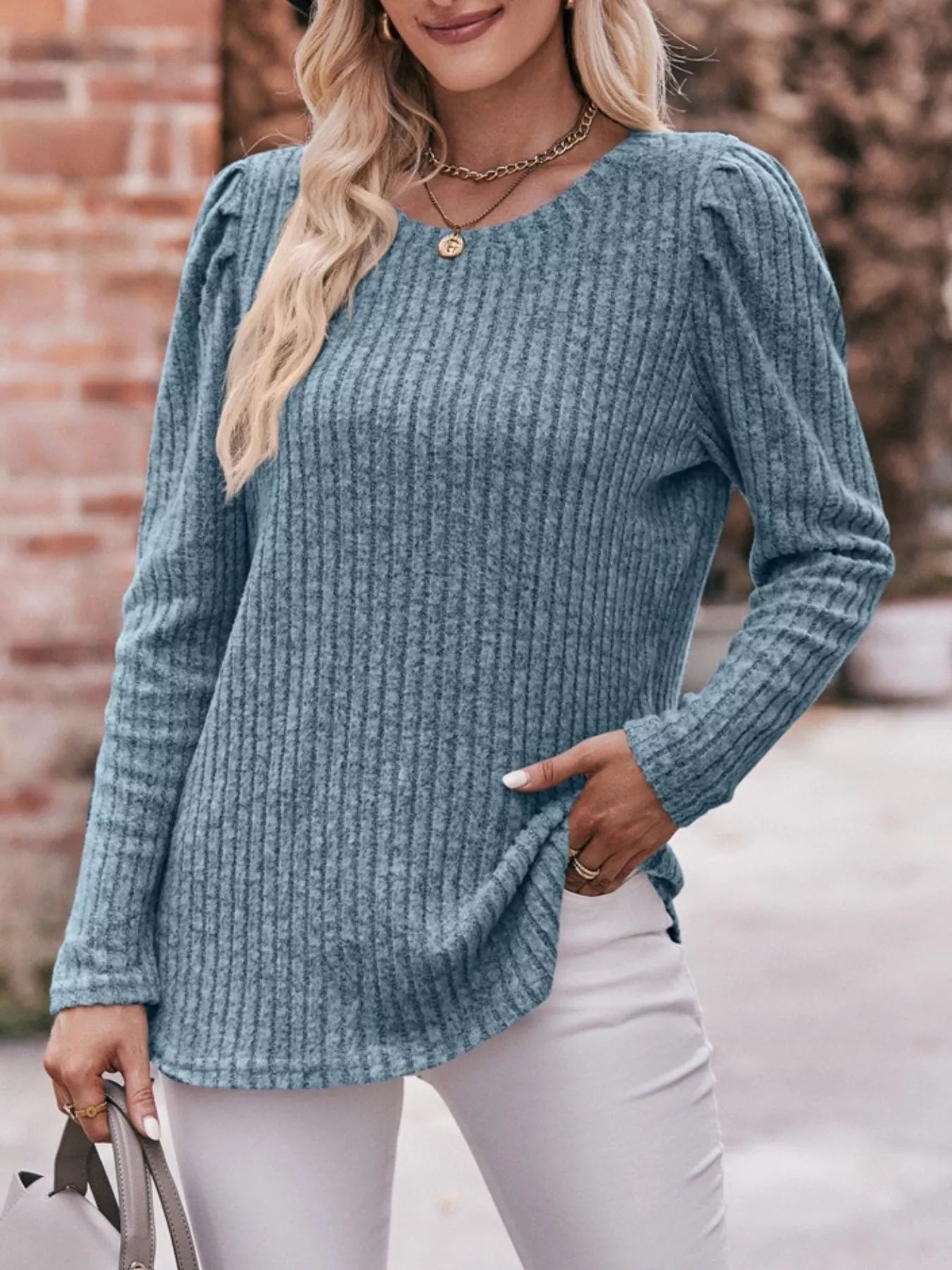 Levona - Felpa chic in maglia a coste con maniche a sbuffo
