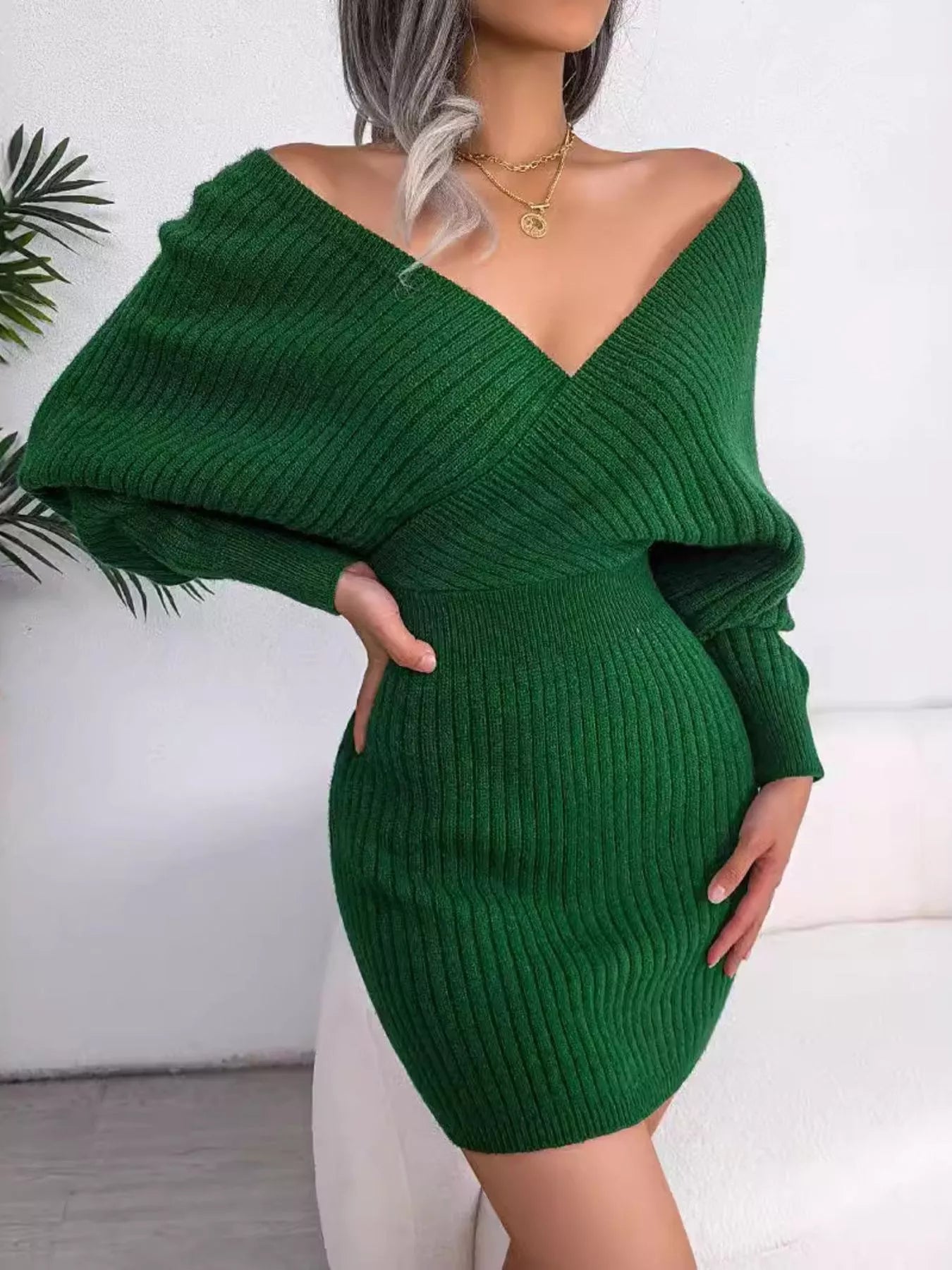 Jennylyn - Elegante abito maglione con scollo a V e maniche lunghe