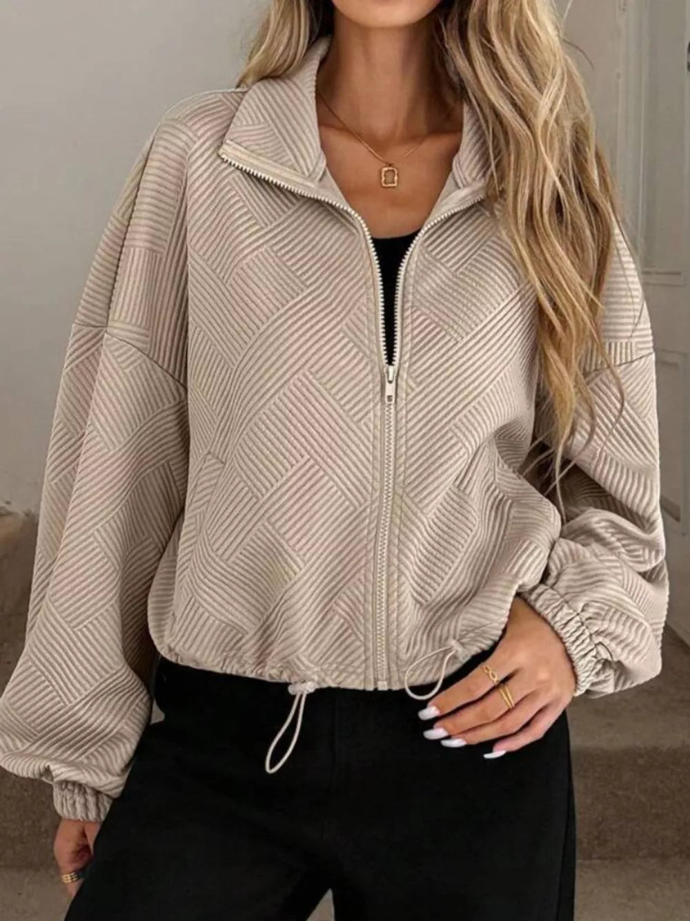Ysoline - Giacca casual testurizzata con zip e coulisse sul fondo