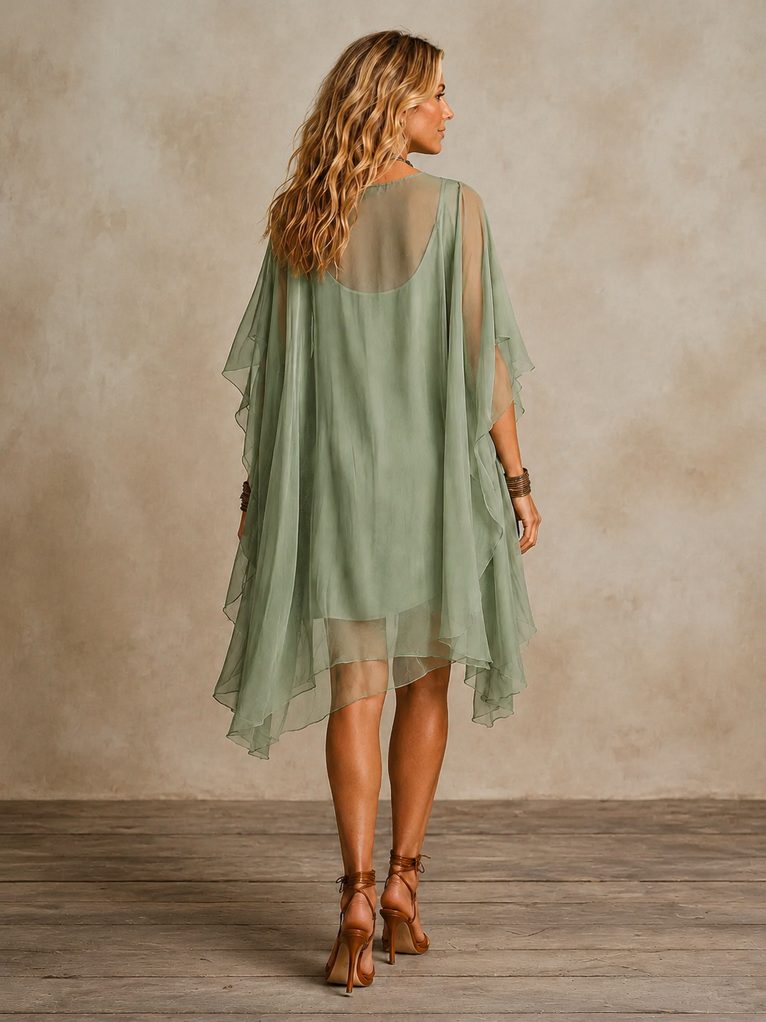Abito Mini Elegante con Volant da Donna