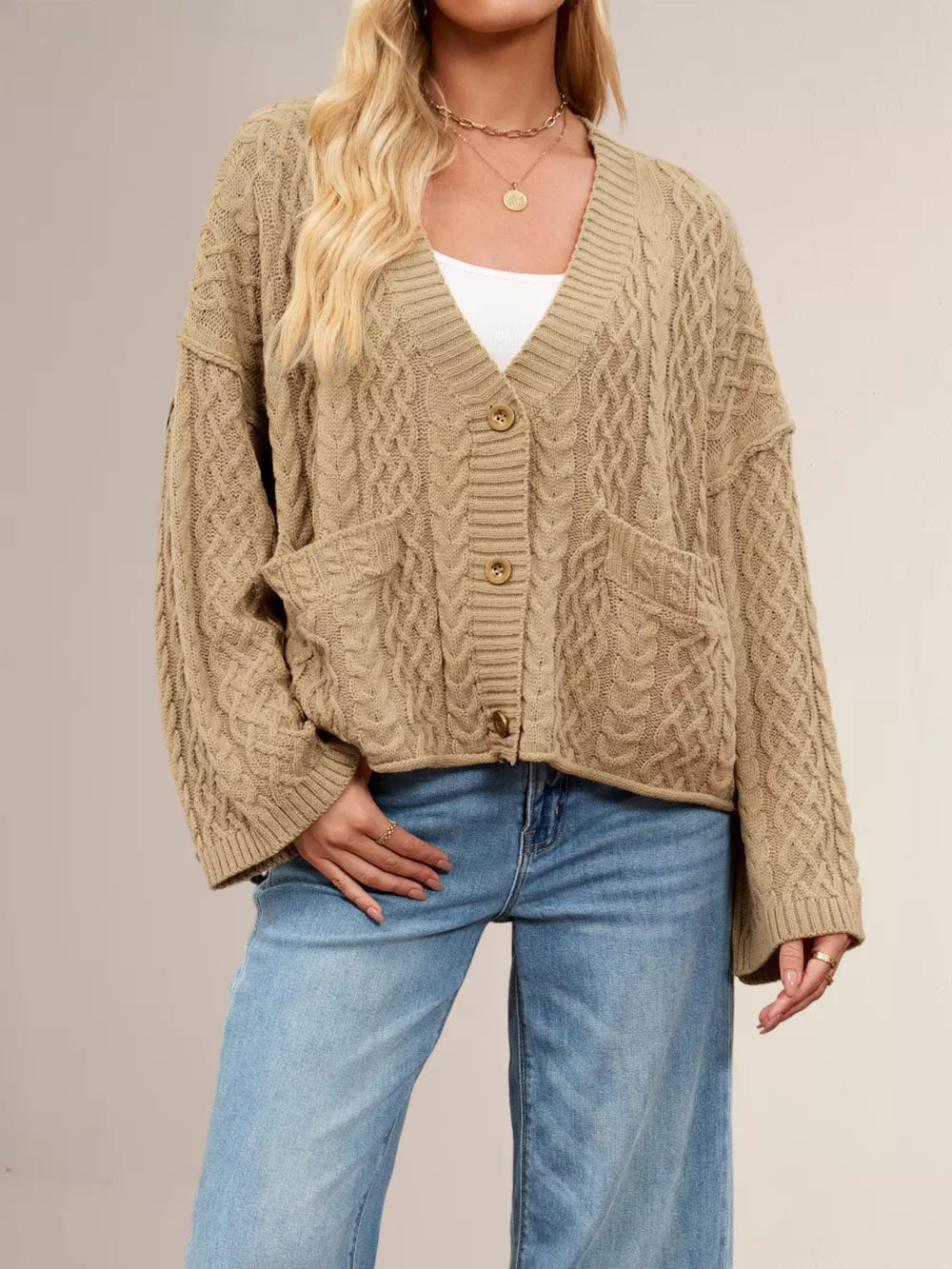 Zenitha - Cardigan ampio elegante in maglia a trecce con bottoni