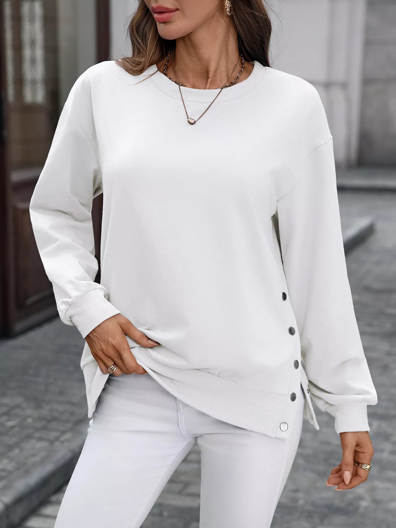 Zabina - Maglione casual e ampio con bottoni laterali da donna