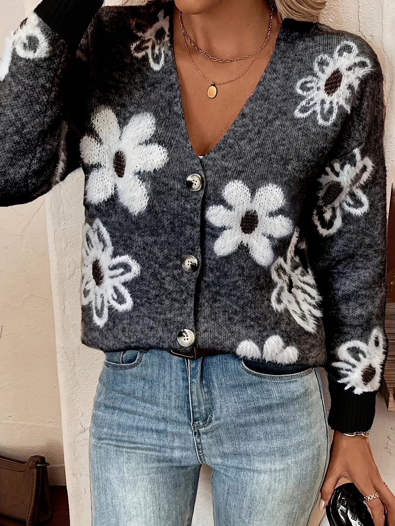 Nancie - Cardigan in maglia con stampa floreale e bottoni