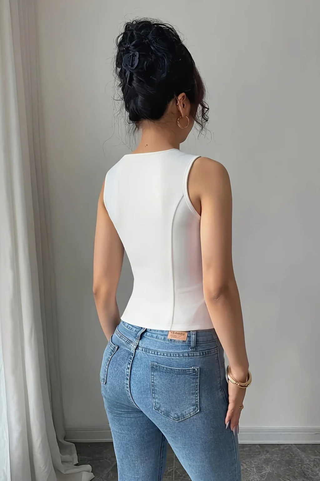 Top Sartoriale con Scollo a V da Donna