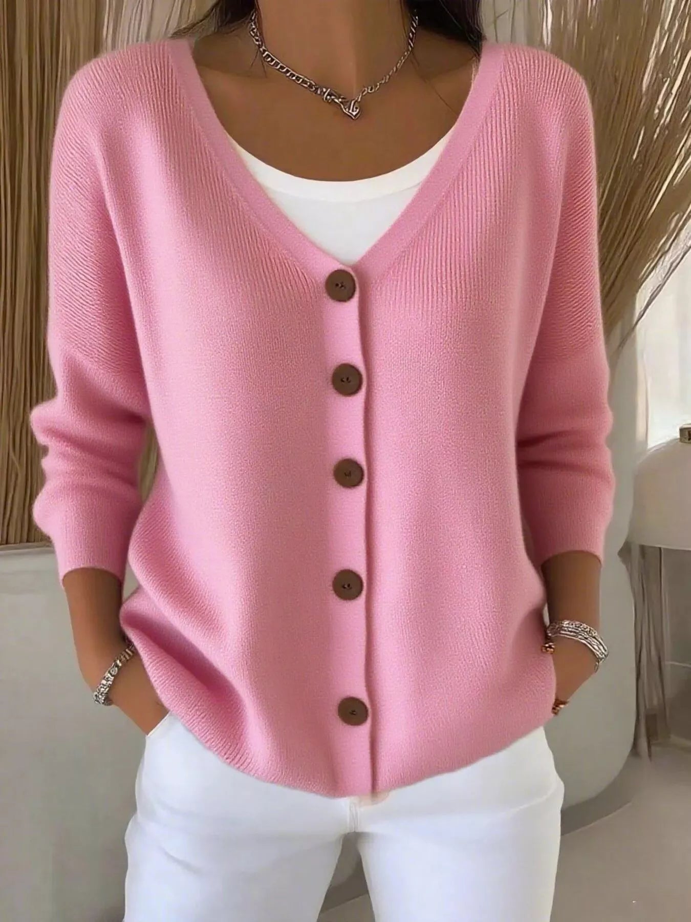 Adara - Cardigan elegante con bottoni frontali e scollo a V
