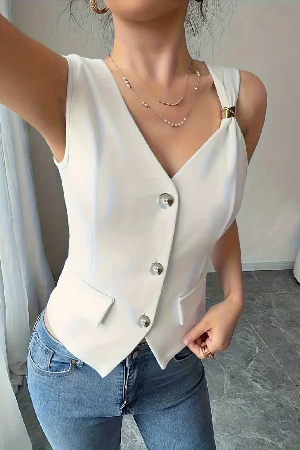 Top Sartoriale con Scollo a V da Donna