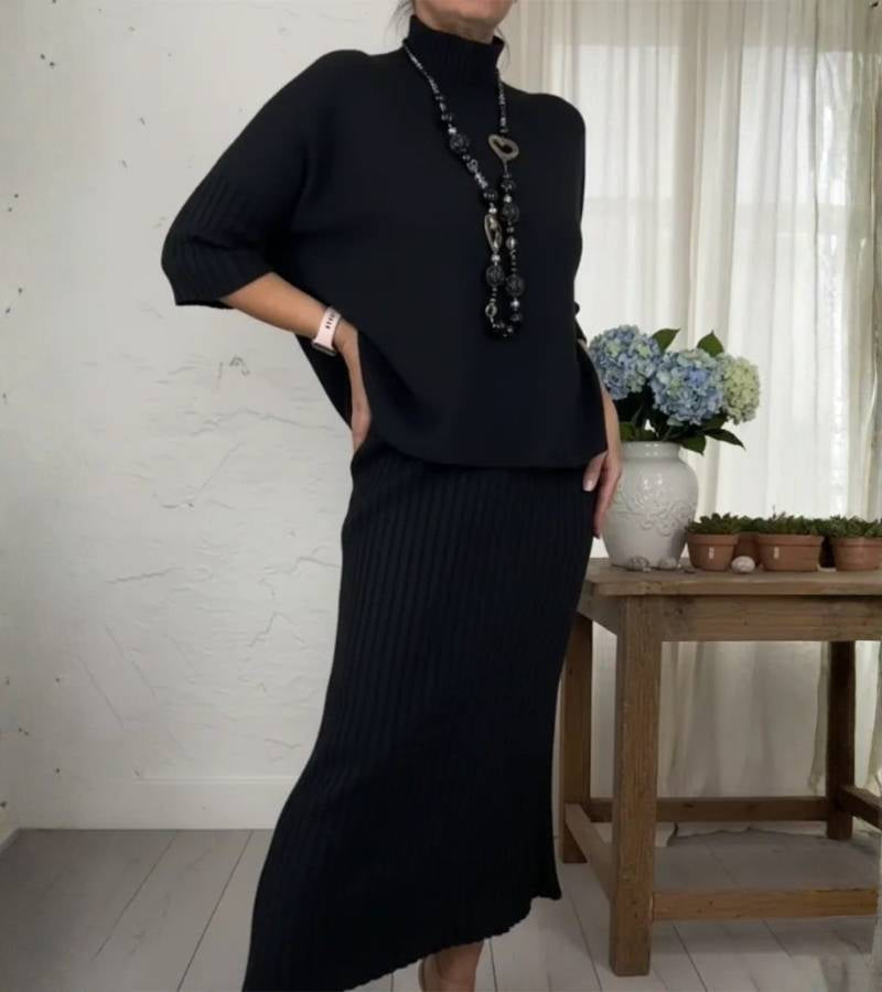 Amaris - Completo caldo a costine con maglione a collo alto e gonna midi