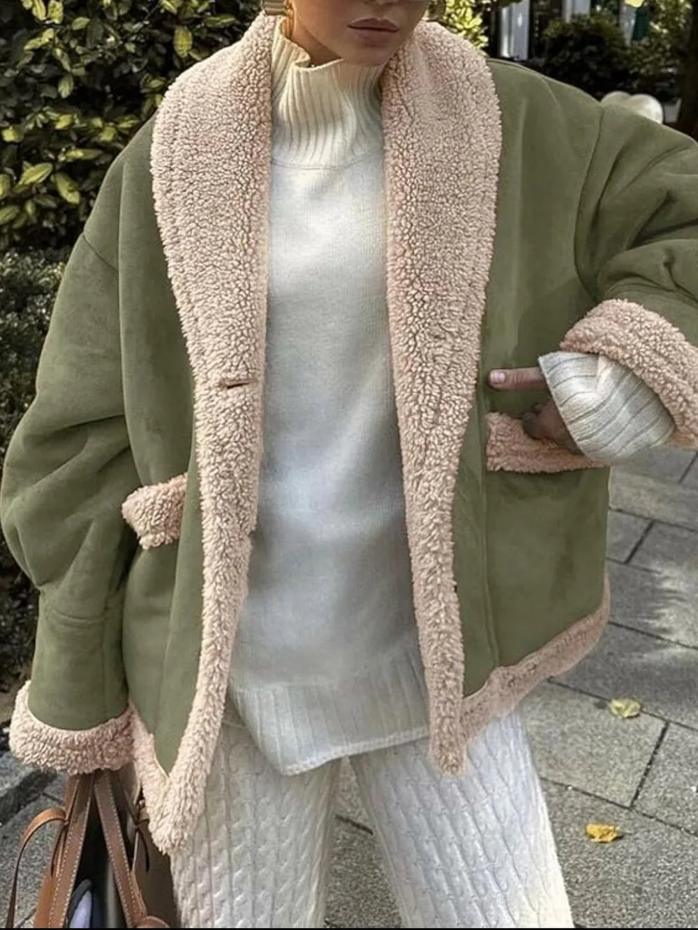 Xamira - Giacca elegante con colletto morbido effetto peluche e maniche lunghe