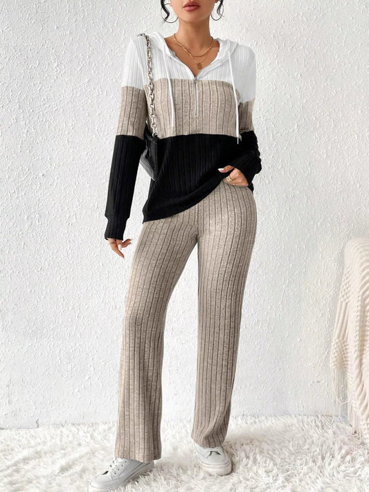 Dahlia - Elegante completo con felpa con cappuccio e mezza zip e pantaloni