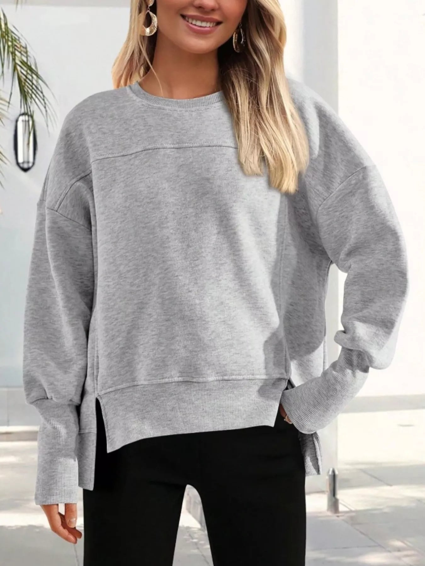 Makhaila - Maglione casual e ampio con spacco laterale