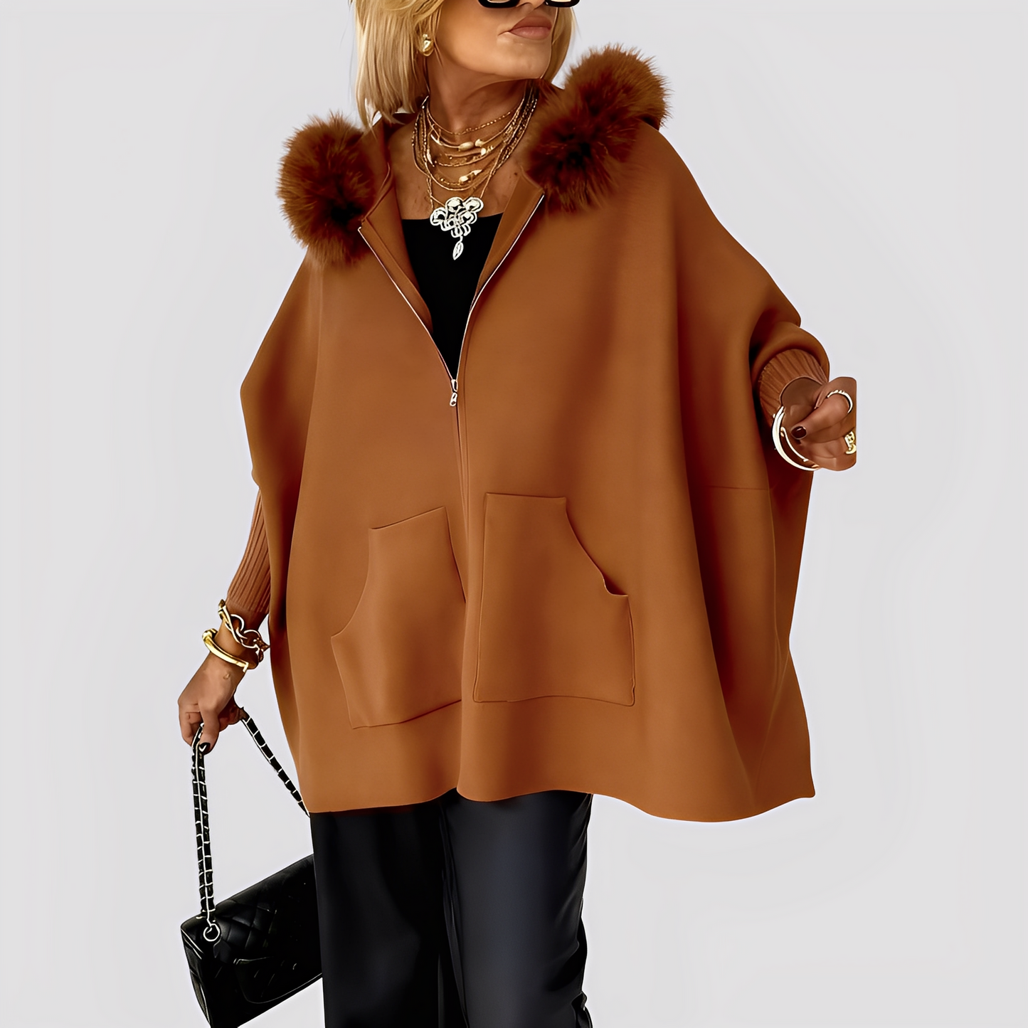 Jayla - Elegante Cappotto in Pelliccia Sintetica con Cappuccio
