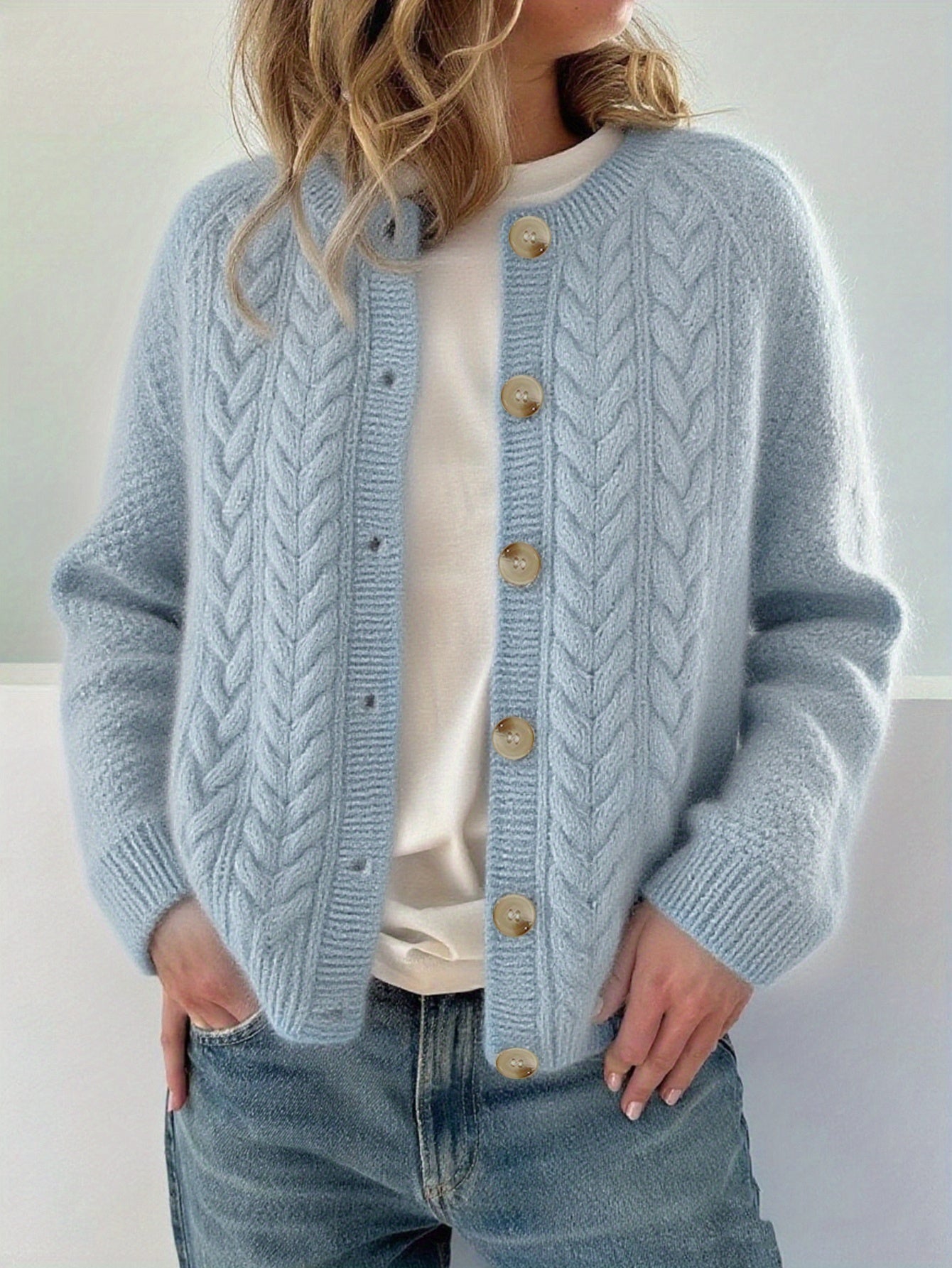 Marianne - Elegante cardigan lavorato a trecce