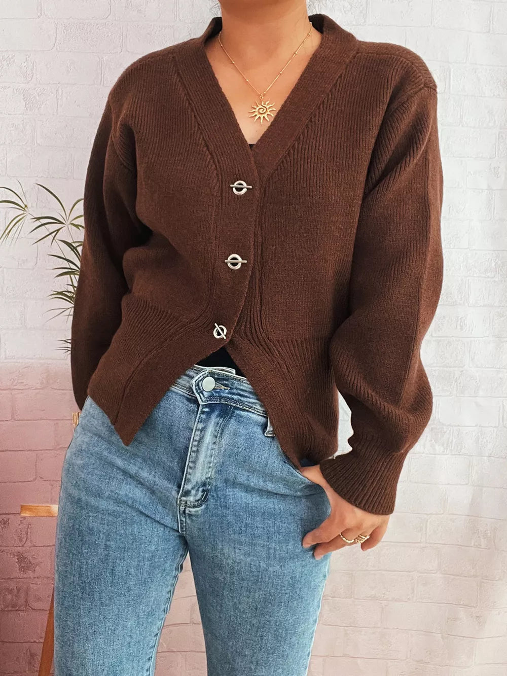 Michaela - Cardigan elegante a maniche lunghe in maglia costina con bottoni
