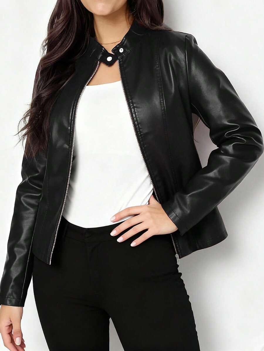 Giacca Biker da Donna in Pelle dal Taglio Aderente