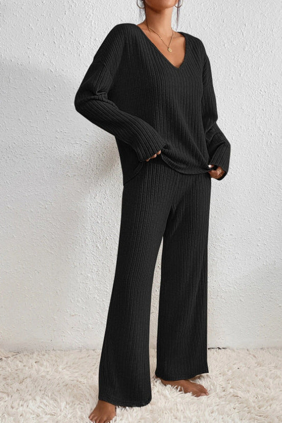 Completo in Maglia a Costine con Pantaloni da Donna