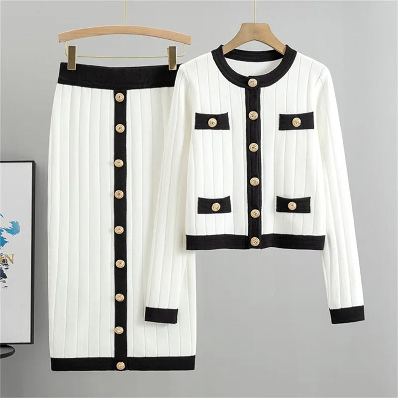 Charilyn - Set Cardigan Morbido con Bottoni e Gonna