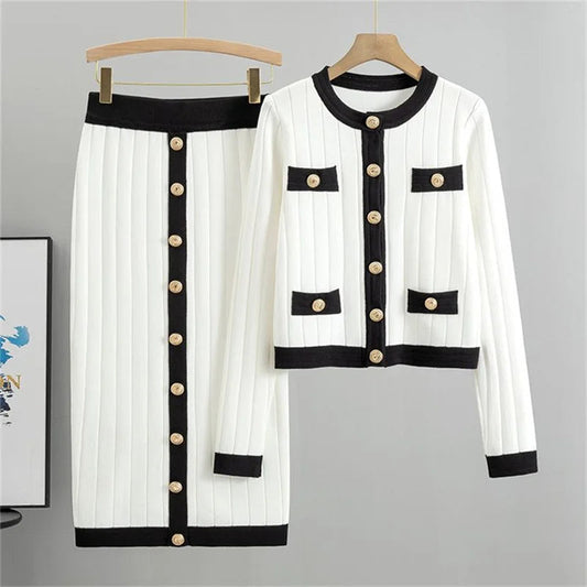 Charilyn - Set Cardigan Morbido con Bottoni e Gonna