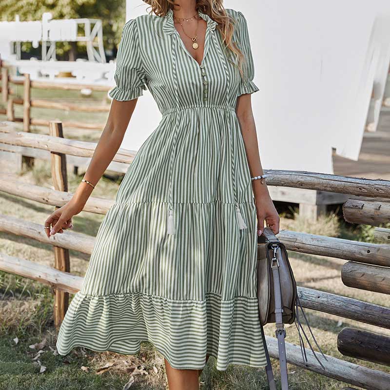 Lucinda - Elegante abito midi a righe dal taglio ampio
