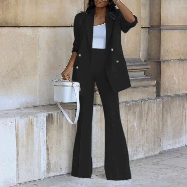 Iyla - Completo Elegante con Blazer con Bottoni e Pantaloni a Zampa
