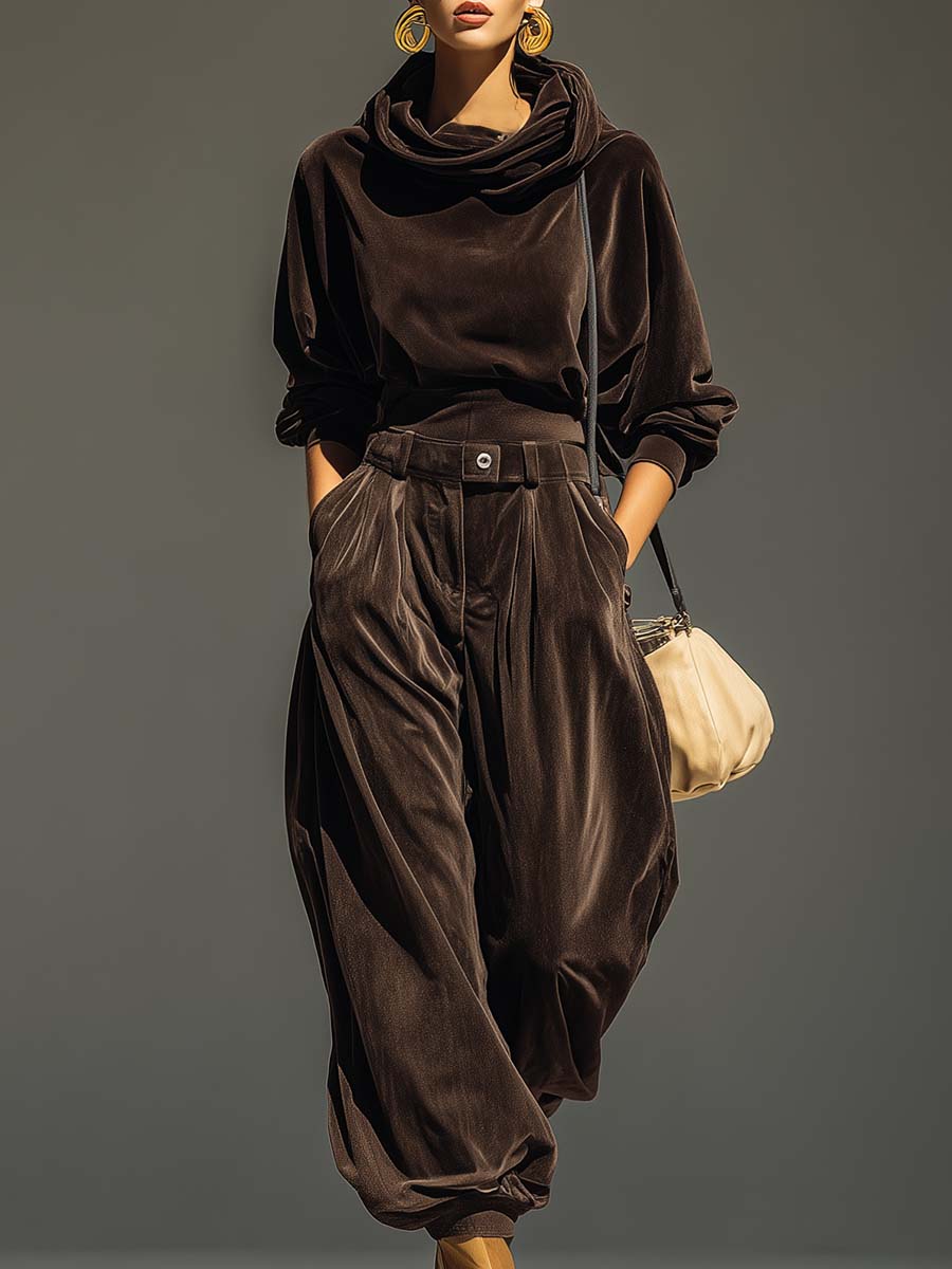 Completo da Donna con Felpa con Cappuccio e Pantaloni