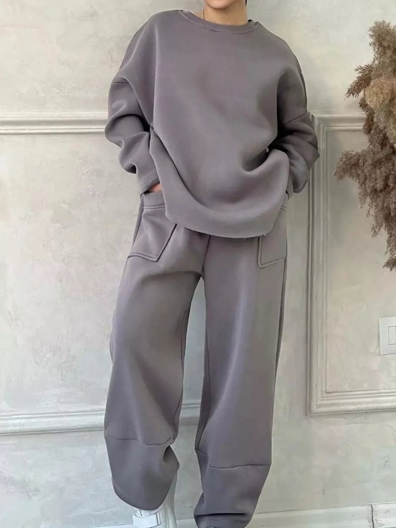 Generosa - Set oversize caldo con maglione e pantaloni