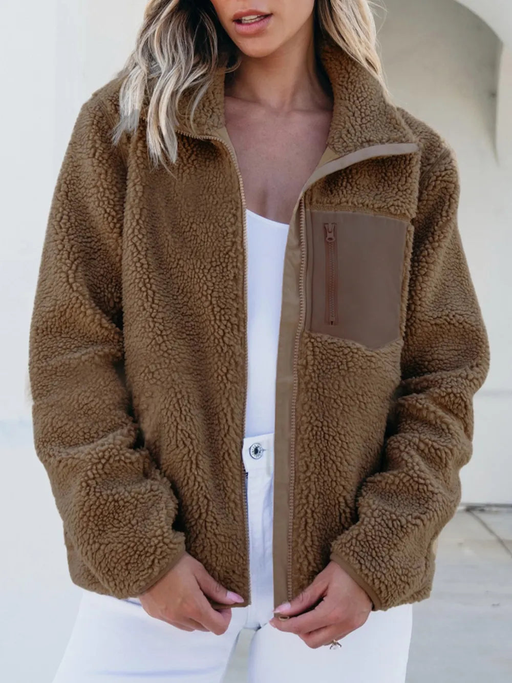 Lavina - Giacca calda in plush con zip e maniche lunghe
