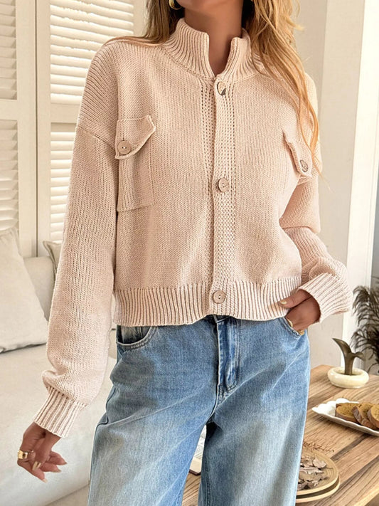 Delainey – Cardigan Elegante e Versatile in Maglia con Bottoni
