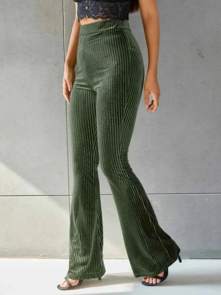 Pantaloni in Velluto a Coste Svasati da Donna