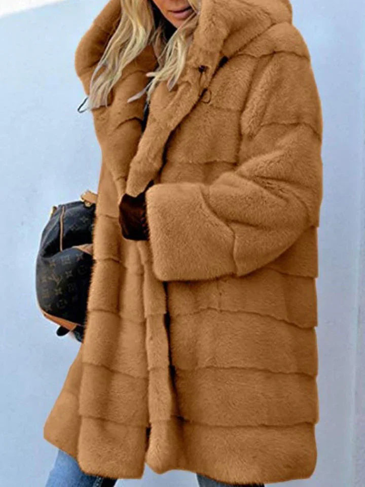Lilibeth - Parka elegante in ecopelliccia con cappuccio