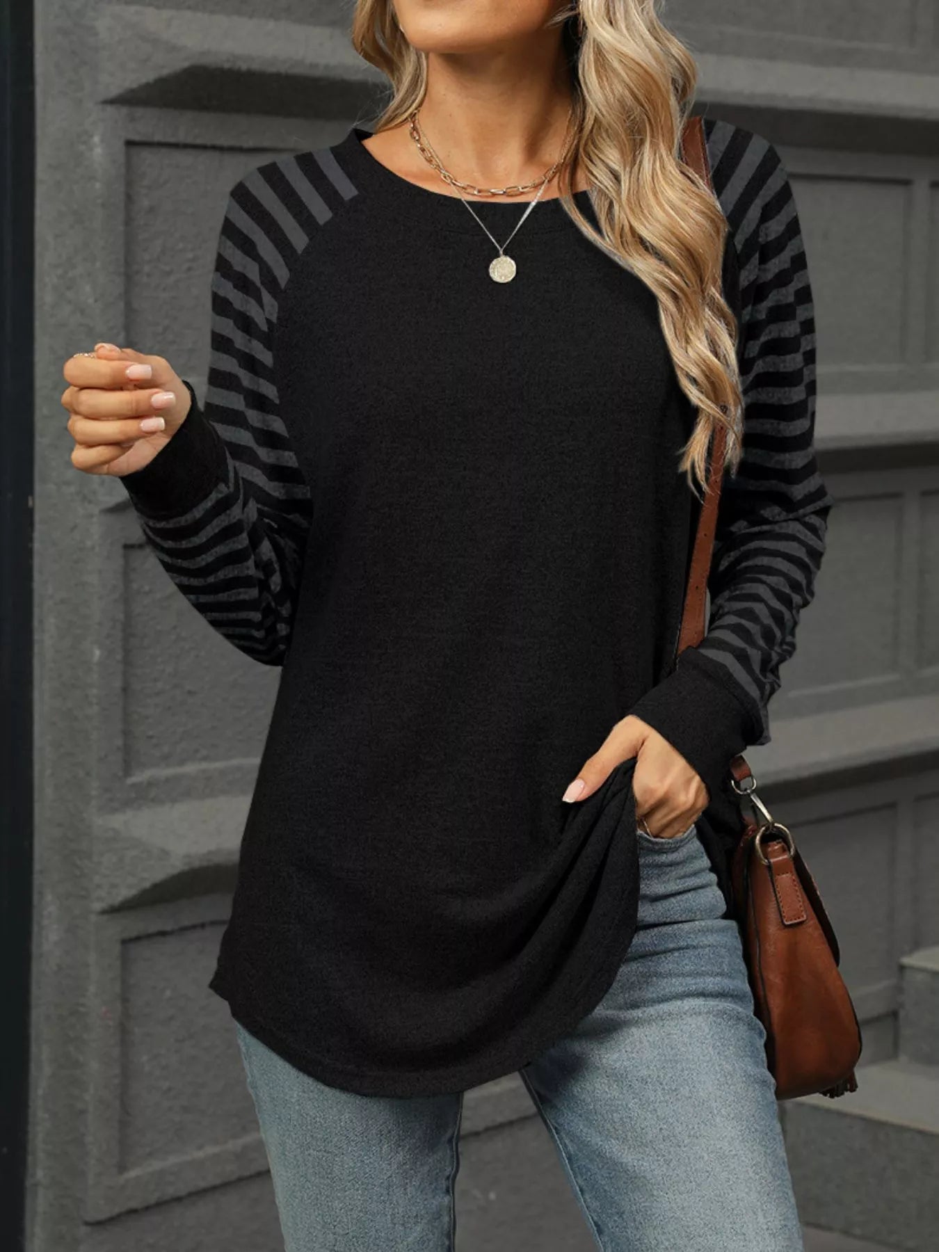Dalmira - Felpa casual con collo rotondo e maniche a righe