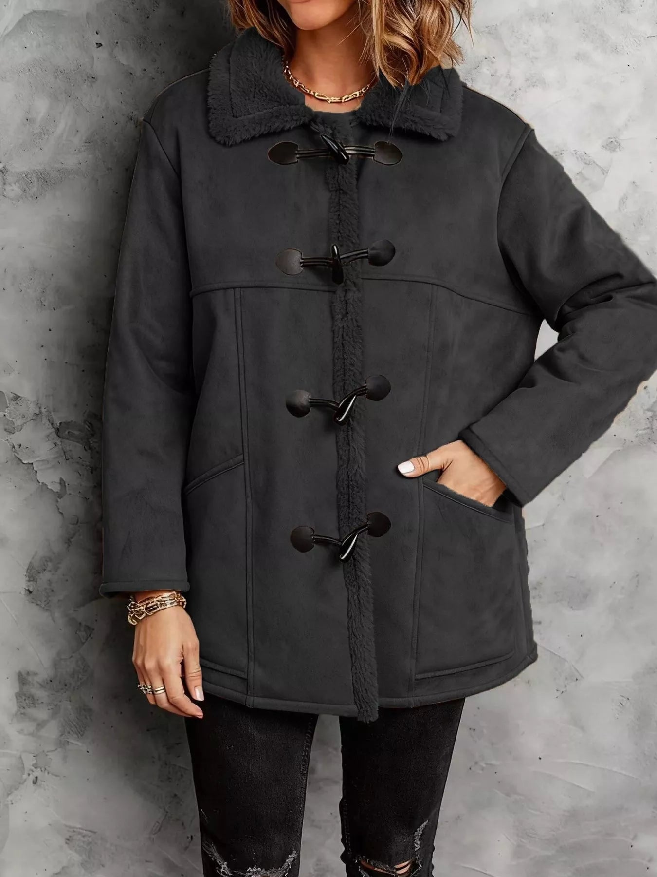 Haniyah - Cappotto caldo con chiusura a bottoni a toggle e fodera in sherpa