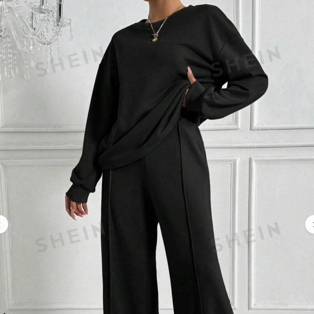 Completo da Donna con Top a Spalle Scese e Pantaloni