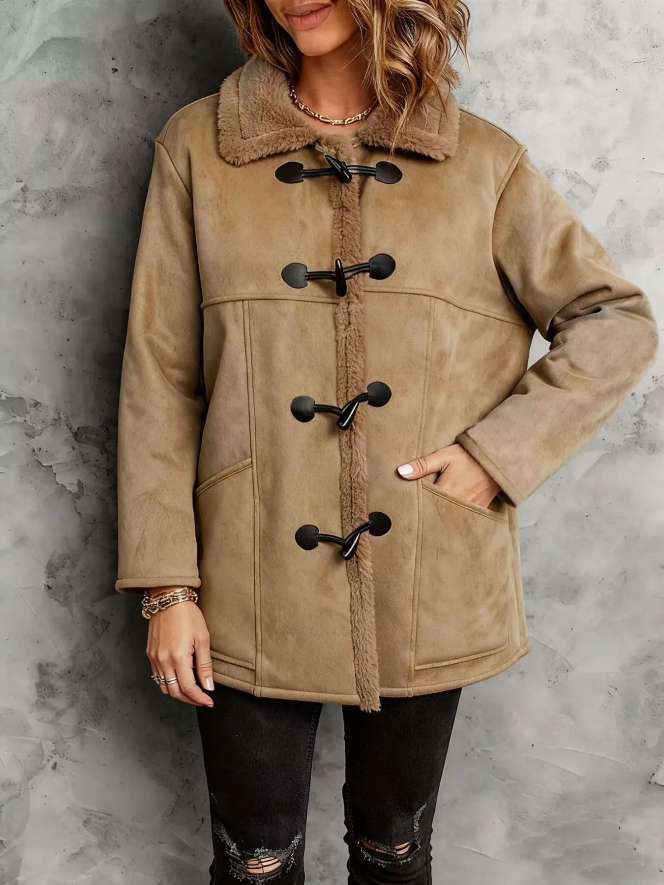 Haniyah - Cappotto caldo con chiusura a bottoni a toggle e fodera in sherpa