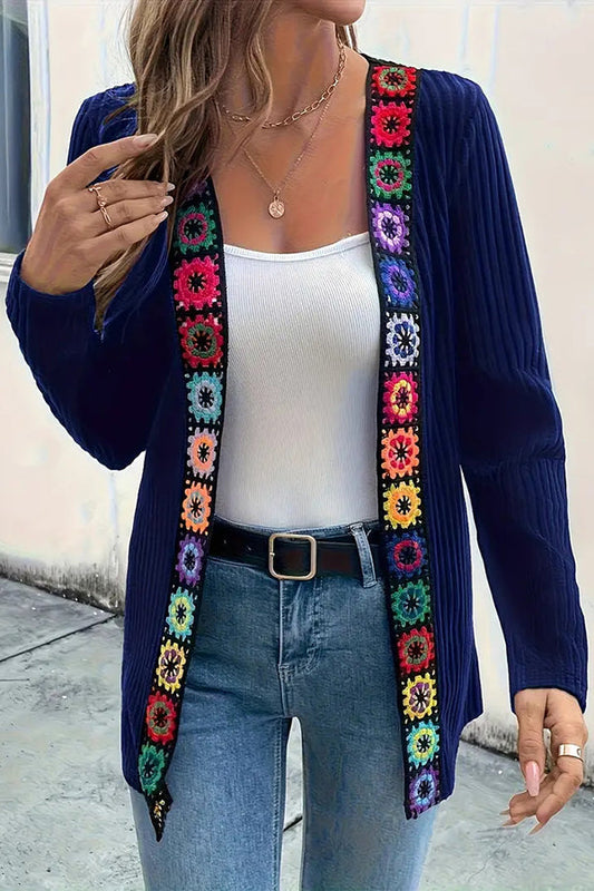 Janna - Cardigan elegante in maglia con bordi floreali e maniche lunghe