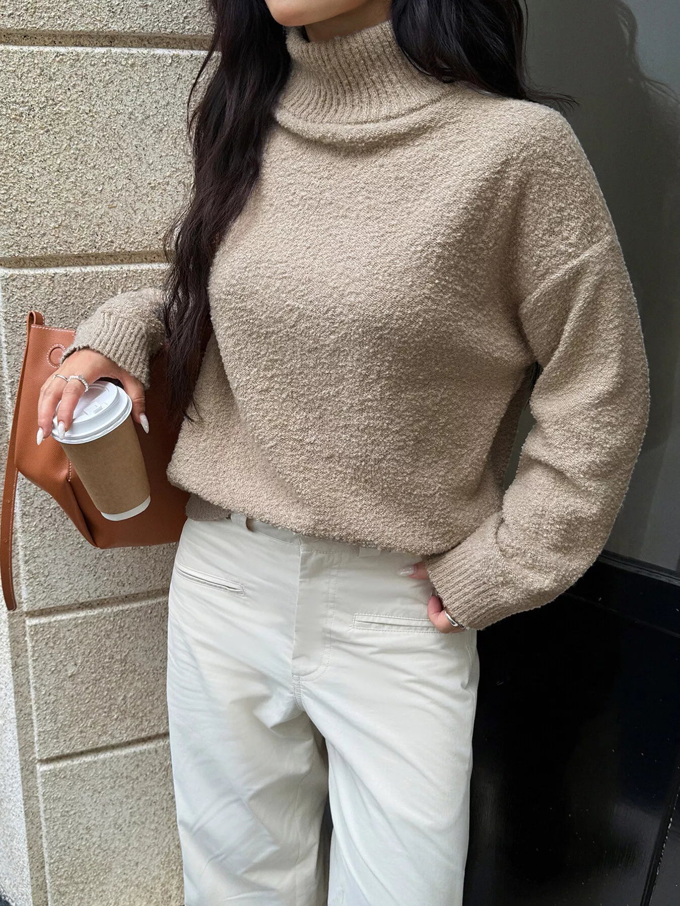 Nailah - Elegante maglione caldo a maniche lunghe con collo alto e fodera in pile