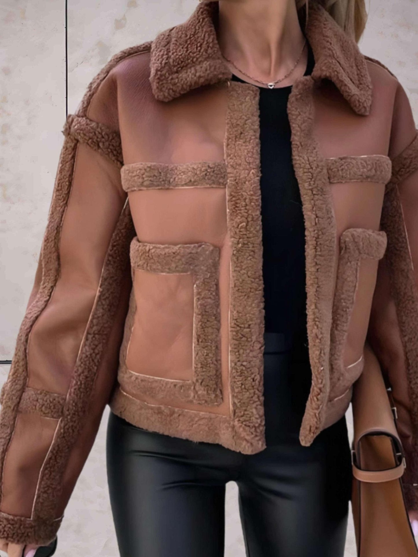 Nairobi - Giacca elegante e versatile in faux shearling